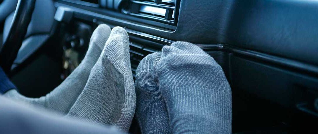 How to stay warm in your car during winter