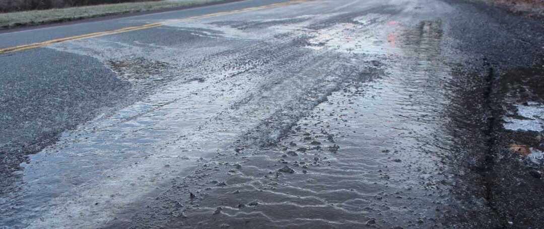 What is Black Ice and How Do You Drive On It?