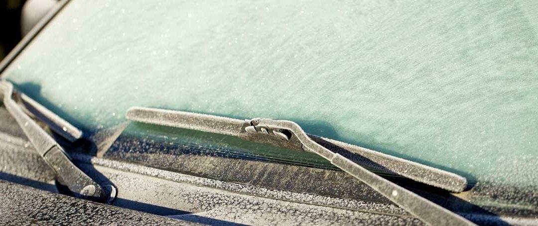 What to Do When Your Windshield Freezes Up